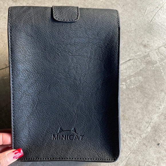 Minicat black small crossbody - Picture 3 of 8